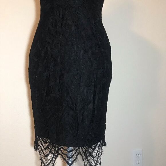 G by guess black fitted lace dress - Picture 2 of 6
